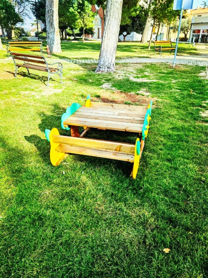Lara Deluxe Superior 5 Star Apartment, Your Piece Of Heaven By The Sea & Park Novigrad  Bagian luar foto